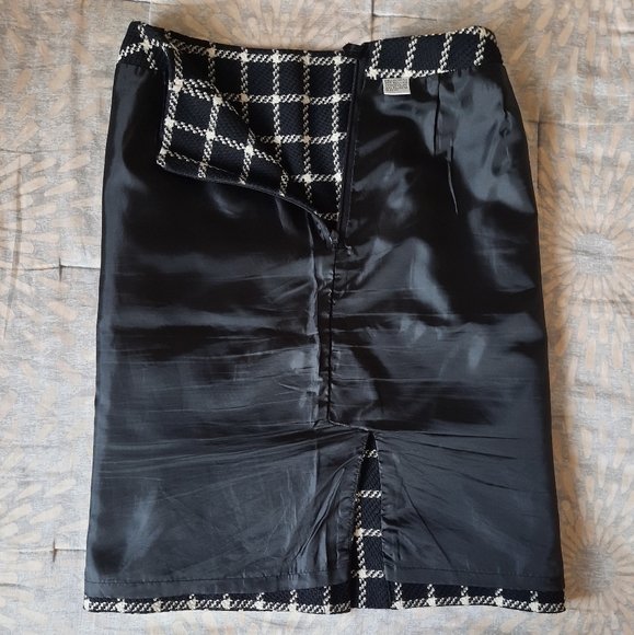 Talbots wool, petites skirt size 12 - Picture 13 of 14